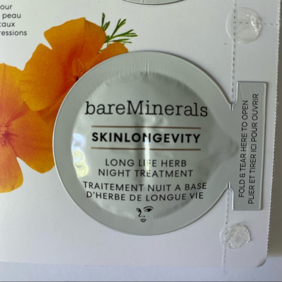 Skincare Sampler 12 Pieces! New and Unopened! - Picture 2 of 14